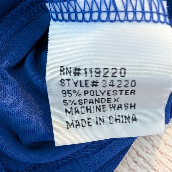 Elizabeth & Nicole royal blue long sleeve button down blouse. Size large - Picture 3 of 10